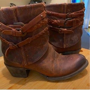 Lane Dove western boot strap buckle size 7